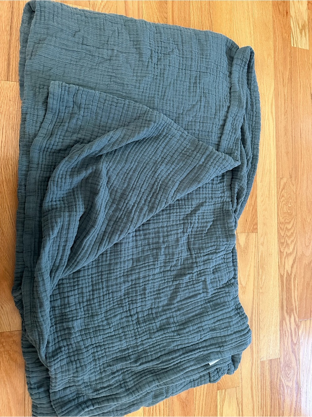 Parachute Cloud Linen Gauze Throw - Slate King Size - Picture 2 of 4